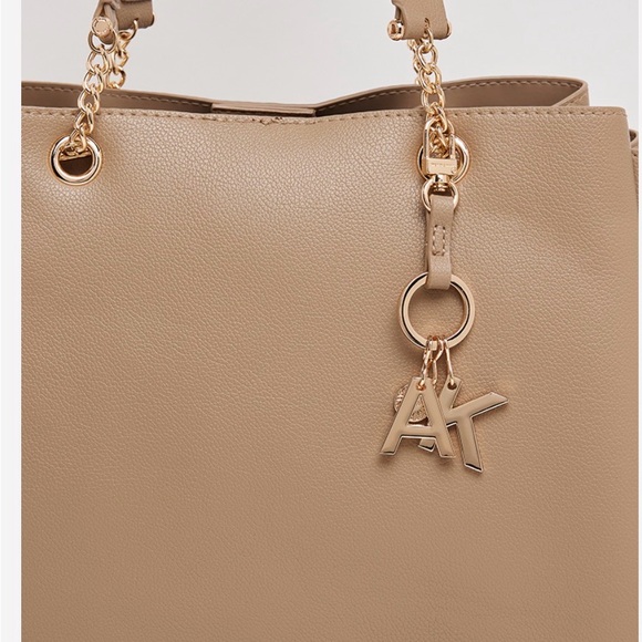 Anne Klein Bunnie Texture Shoulder Bag in Beige Tan Leather Tote Bag - Picture 4 of 13